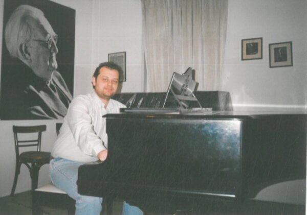 Θανάσης Μυλωνέρος: Ο βιρτουόζος Μελωδός του Ολύμπου