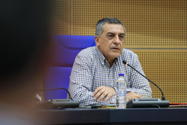 Ο Κουρέτας είχε αποπέμψει τον κτηνίατρο ο οποίος αναφέρεται στους διαλόγους της Παπακώστα