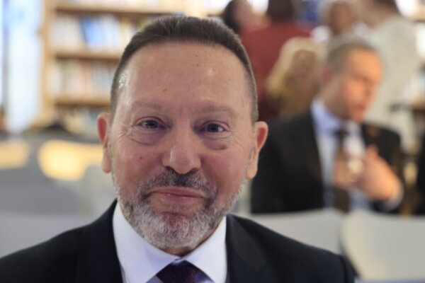 Στουρνάρας: Πολιτική σταθερότητα και μεταρρυθμίσεις είναι το «κλειδί» για να γίνει η κρίση ευκαιρία