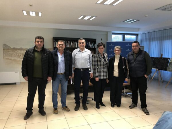 Δημ. Κουρέτας: «Σε τροχιά υλοποίησης οι καθαρισμοί του Απιδανού ποταμού και του Φαρσαλίτη »