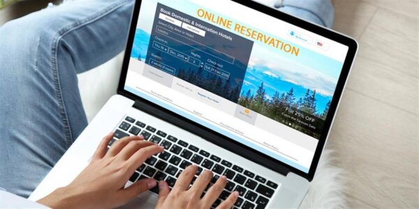 7 ώρες online, 44 χρόνια σε οθόνες: Η νέα πραγματικότητα της ψηφιακής ζωής