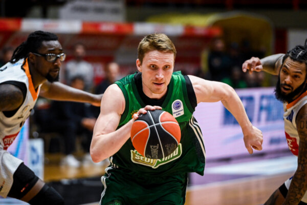 Ο Παναθηναϊκός πέρασε σαν «σίφουνας» από την Πάτρα και ετοιμάζεται για Ισπανία