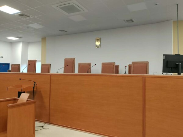 Δίκη για τα Τέμπη: Με τους Δικηγορικούς Συλλόγους συνεχίζεται η διαδικασία της νομιμοποίησης