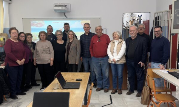 Τύρναβος: Ολοκληρώθηκαν τα μαθήματα ηλεκτρονικών υπολογιστών σε ηλικιωμένους (φωτ.)