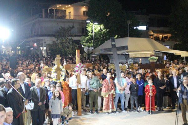 Το πρόγραμμα των Ακολουθιών του Επιταφίου και της Αναστάσεως στα Φάρσαλα