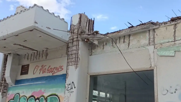 Κόρινθος: Αυτή είναι η άδεια της έγκρισης των εργασιών στο μπαλκόνι που έπεσε και σκότωσε την 43χρονη