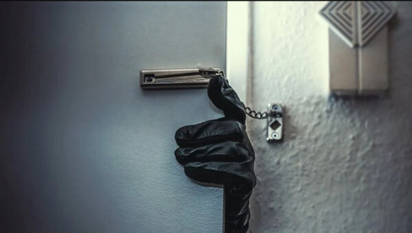 Βολιώτης έκλεψε το σπίτι της πρώην συντρόφου του – «Εγώ δεν πάω φυλακή!»