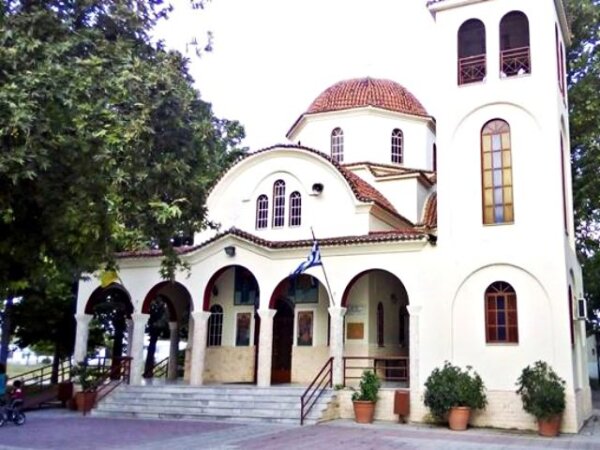 «Η ΑΡΩΓΗ»: Η Μικτή Χορωδία την Μ. Παρασκευή στον Ιερό Ναό Αγίου Κωνσταντίνου και Ελένης Αμπελώνα