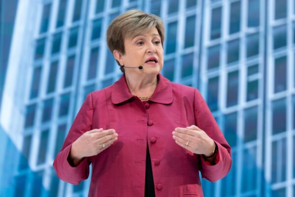 Επικεφαλής ΔΝΤ: Η Ελλάδα στις κορυφαίες οικονομίες της Ευρωζώνης