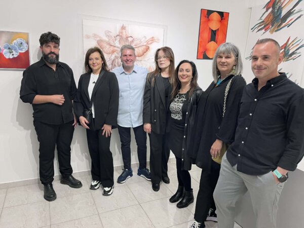 Στη ροή της μεταμόρφωσης: Μια άλλη ανάγνωση της άνοιξης – Μιλάει στο larissanet.gr ο Βασίλης Αγ. Καραμπάτσας