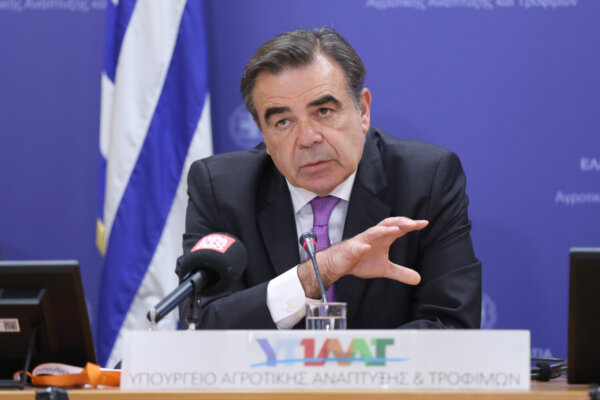 Έντονα προβληματισμένοι οι αγρότες της Λάρισας μετά τη συνάντηση με την ηγεσία του ΥΠΑΑΤ