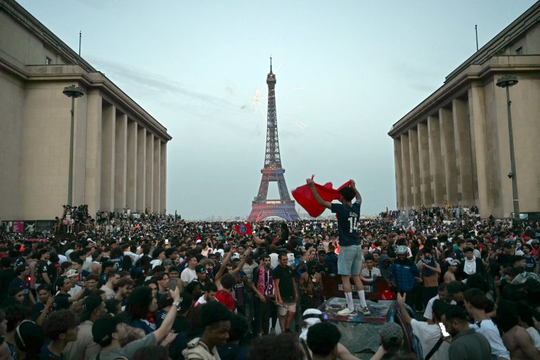 (Photo by LOU BENOIST / AFP)