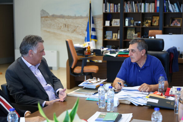 Ανανεώνεται η συνεργασία Περιφέρειας Θεσσαλίας – ΕΦΕΤ για την ασφάλεια και την ποιότητα των τροφίμων (φωτ.)