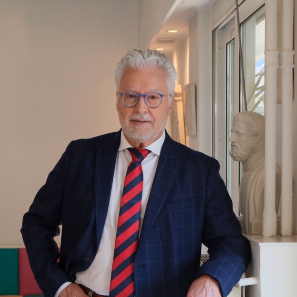 Όλα όσα πρέπει να μάθετε για το ποιος, πώς και γιατί πρέπει να προστατευτεί από τον ιό RSV