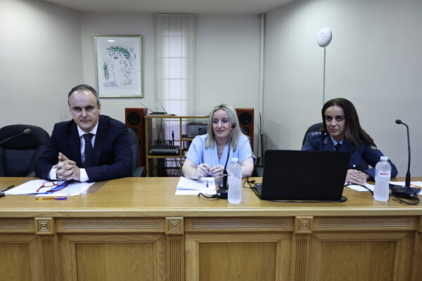Η βία στην οικογένεια και τα παιδιά – Σημαντική εκδήλωση του Δικηγορικού Συλλόγου Λάρισας (φωτ. & βίντεο)