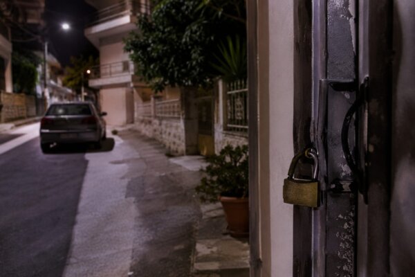 Στην ψυχιατρική κλινική ο 45χρονος που έχει αναστατώσει γειτονιά στον Βόλο