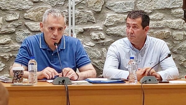 Μ. Χαρακοπούλος σε ανοιχτό διάλογο με παραγωγούς της Ελασσόνας: Εθνικός σχεδιασμός με δεσμευτικές προτάσεις για την αγροτική ανασυγκρότηση (φωτ.)
