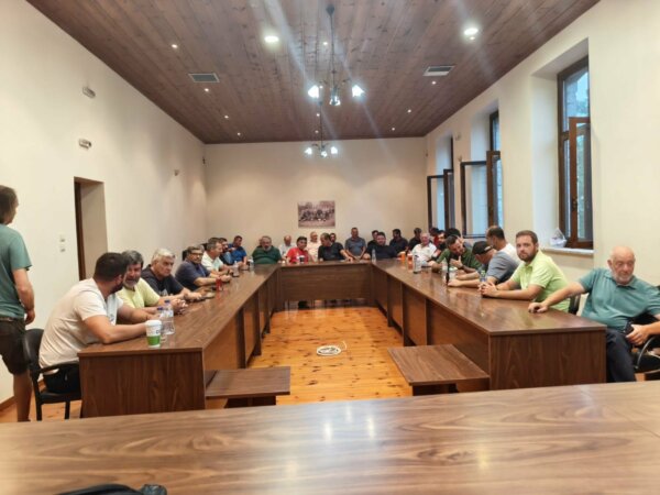 Νέα κινητοποίηση αγροτών την Τετάρτη στη Λάρισα (φωτ.)