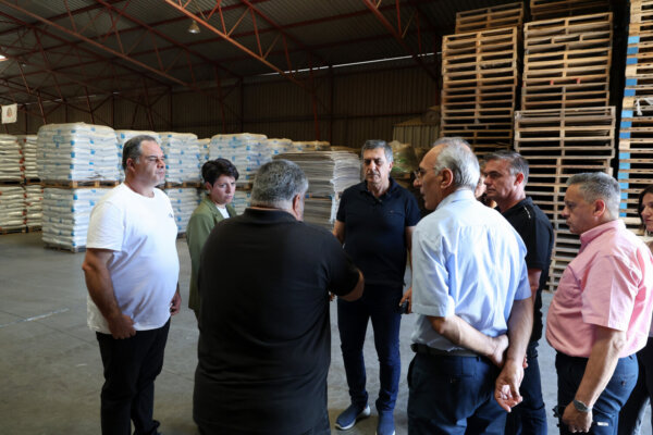 Επισκέψεις Κουρέτα στον Αγροτικό Συνεταιρισμό Νίκαιας, στη Meliss Κίκιζας και στον ΘΕΣγη